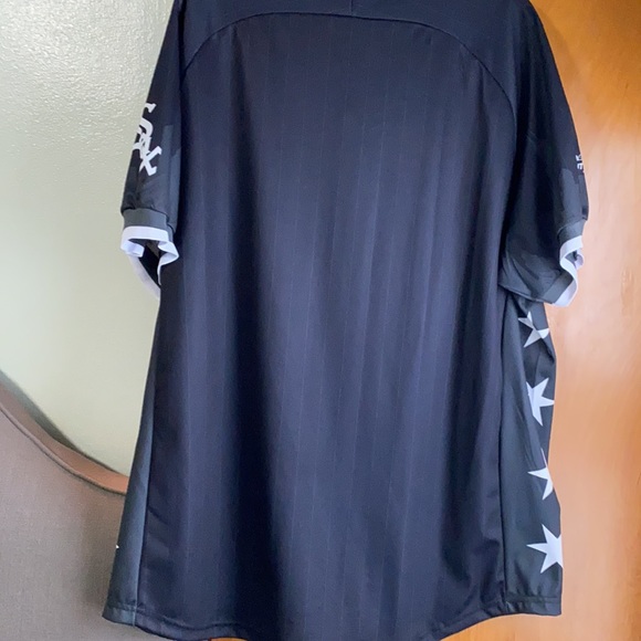 White Sox replica jersey, in game promotion. - Picture 3 of 5